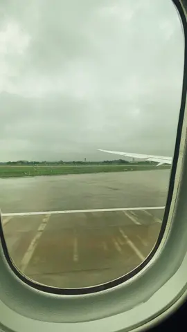 The best song ever:Hello VietNam ❤️🇻🇳✈️ #hellovietnam #vietnamariline #boing #sing #foryou #enjoy 