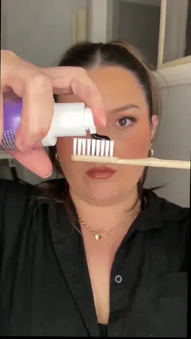 Can u believe the dental purple corrrctor made me…😱😱😱#teethwhitening #v34colourcorrector 