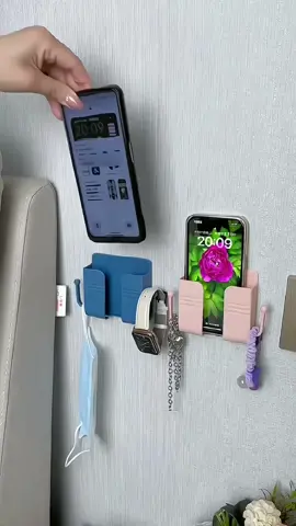 #TikTokMadeMeBuyIt 🤩Get this phone holder on your bedside #homehacks #LifeHack #goodthing #TikTokMadeMeBuyIt #spotlight #bigsavingdays #uk 
