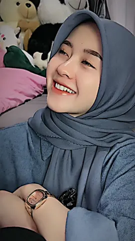 Abis beli rokok buat mang tukang hihi 🙏🏻