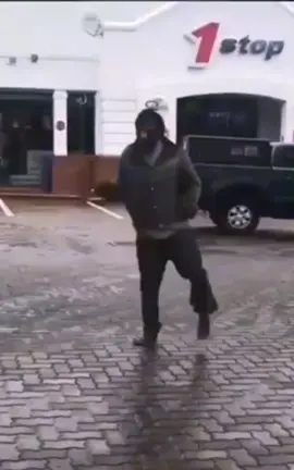 Ishuuuuu ❤️🔥🔥🔥💃💃💃 in spite of all trials and circumstances we encounter, life gozon 🥰💃💃💃 #fypシ  #fypシ゚viral  #akanamalichallenge #spheeh10 