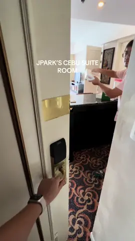 A night at @jparkIslandResort&Waterpark 🛝🏊‍♂️👙🤿
