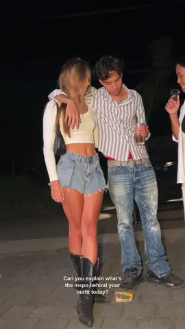 So sweet banget kalian 🫶🏼 #streetinterview #fashionstreetstyle #fashionstreetinterview #streetinterviewbali #fashioninspo