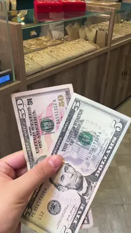 Gold bracelet  #18k#gold  Bracelet with certificate ,delivery availble all over lebanon  Dm for order  Wsp 03817517  #gold#lebanongold#lebanonjewellry#goldjewellry#online#earring#bracelt#goldbracelet#insta#instadaily#instagod#explorepage#explore#majewellry#gold  #18k 