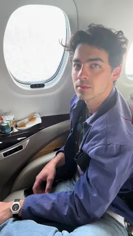 Toronto show tonight! @Jonas Brothers @joejonas @Kevin Jonas #hilaryduff 