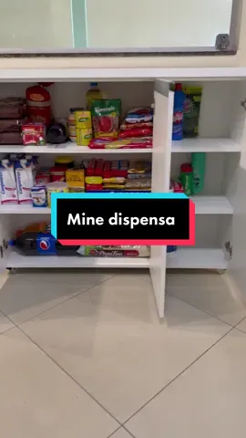 Dispensa para espaços pequenos 🌾 Peça já o seu! #armario #dispensa #armarioplanejado #moveissobmedida #moveisbh #planejadosbh #armariodecozinha #armariocompacto 