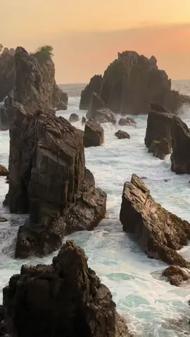 Pantai Gigihiu Lampung 