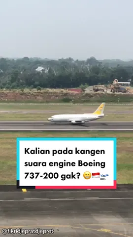 Pada kangen suara engine Boeing 737-200 yang khas gak? 😁🛫🇮🇩 #fyp #foryourpage #boeing737 #boeing737200 #tniangkatanudara #halimperdanakusumah #penerbangan #pesawatterbang 