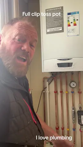 Full clip w@nker do you do it have you tried it #fyp #viral #foryou #plumbinglife #buildersoftiktok #plumbers give it a go 