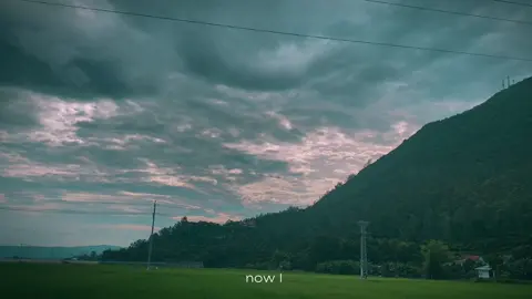 Bạn còn nhớ bài hát này chứ 🖤 #CapCut #lyrics #chill #xuhuong #fyp #sky #travel 