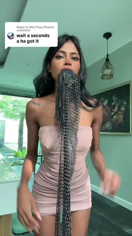 Replying to @Wai Phyo Khant haha I bet you can’t pause this time… #pausechallenge 