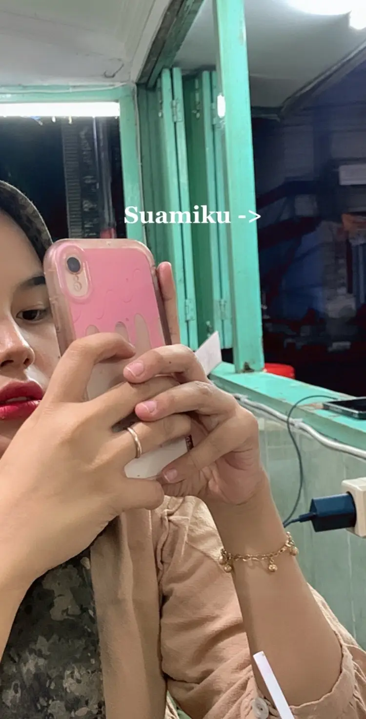 Realnya suamiku ga pnya bnyak temen 😬😅