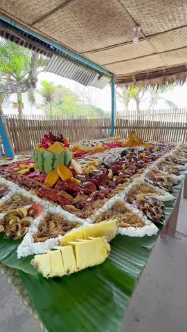 For only ₱2,500, you'll experience our Private Island Hopping with our ultimate Boodle fight setup. Siksik - Liglig umapaaw sa Saraap🤤 🌊🏝️ ☑️Private Island Hopping Extravaganza Boodle ☑️Fight setup ☑️Private Dining Location ☑️Beach front setup ☑️No Crowd, Just you and your family ☑️Unlimited Food ☑️DOT Accredited Tour Guide and Butlers ☑️VIP Treatment  RESERVE YOUR SLOTS NOW ⬇️  ✉️ fB: Luxury Sports  ✉️IG: @Luxuryboracay  📲viber/Whatsapp : +639690173670  ☑️ DTI & BIR Registered  🏣 Zone 5 Brgy Balabag Sitio Bolabog Boracay Island Malay, Aklan  . . . . . . . . . . . . . . . . . . . . . . . . . . #LuxurySports  #YourHomeForLuxury #boracayisland #boracayislandphilippines #boracay #yachtcruiseboracay #sunsetcruiseboracay #islandhoppingtour #Airporttransfer #jettyportcaticlan #itsmorefunintheoholippines #tourism #boracay2023 #yachtcruise #luxury #luxurylifestyle #luxuryfeels #luxuryexperience #travel #food #seafood #vacation #luxuryvacation #luxurytravel #boracayislandphilippines #whitesandbeach #boracaygoals #LuxurySports #YourHomeForLuxury #fypsounds 