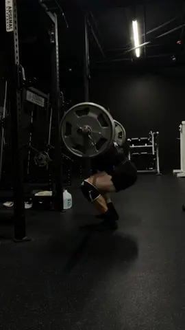 Just ur average leg day enthusiast #CapCutVelocity #capcutvelocityedits #capcutvelocityeditss #UnlimitedHPInk #trending #trendingvideo #algorithm ##fyp##GymTok##smokediver#M#MyDolceMoment 