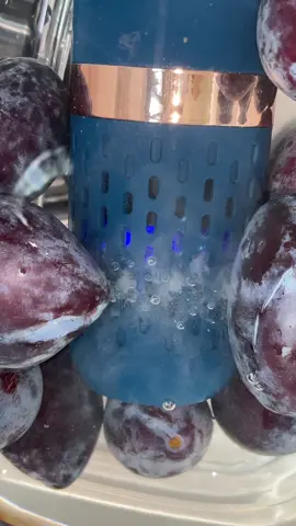Vegetables and fruit cleaner  🤫#cleaningfruit #fruit #CleanTok #fruitpurifier #vegetablespurifier #foodpurifier #veggie #harvest #veggie #fruitsbasket 