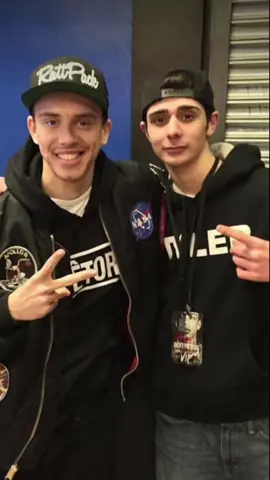 Take it one day at a time keep the right people around you-Drake quotes  #drakequotes #logic #joynerlucas #tokenhiphop #musiciansoftiktok #positivequotes 