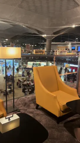 #فلينا_وباقي_بعنينا_اشواق_وحكي #مطار_الملكة_علياء_الدولي #crwon_lounge #الملكية_الاردنية_للطيران🇯🇴🛩 #royal_jordanian #jordan #عمان #المملكة_الاردنيه_الهاشميه🇯🇴 