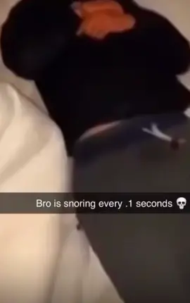 Snoring every .1 second 😂😂 #snore #snoring #snoringfunny #comedy #laugh #omg #fyp #foryoupage 