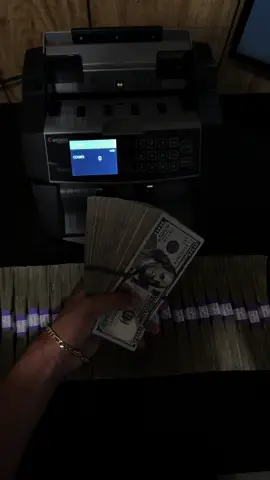 #moneytok #money #emoney #erich #fyp 
