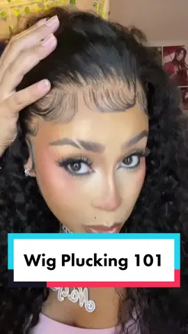 Plucking your wig for beginners! 💕✨ #lacefrontwig #pluckinghair #beginnerwigtutorial #tutorial #fyp 