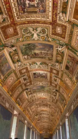 gallery of maps in Vatican museums! 😩😍#vaticano #vaticancity #vaticanmuseum 