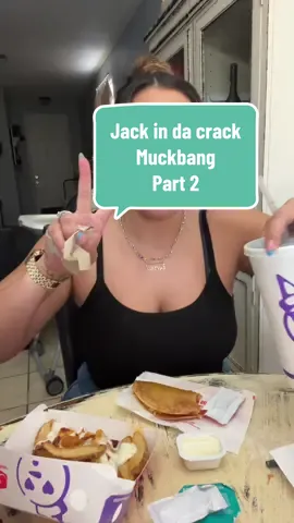 #jackinthebox #muckbangs #muckbangeatingshow #eatwithme #munchies #foodiesoftiktok 