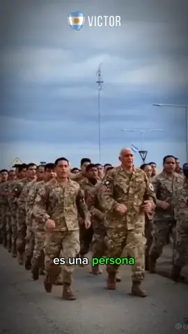 Propuesta de Javier Milei para las Fuerzas Armadas Argentinas  ¿Vos que opinas?  #defensa #milei #shorts #mileipresidente #fuerzasarmadasargentina 