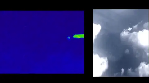 Wild 2014 Classifed Air Force Footage Shows Airliner Abducted By 3 UFOs... Flight 370 Disappearance? #conspiracy #conspiracytiktok #conspirancytheory #illusion #illuminaticonfirmed #matrix #nwo #newworldorder #ufo #ufos #ufosighting #alien #aliens