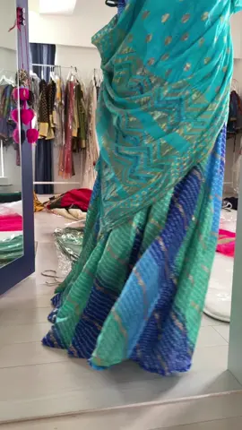 Second Hand Indian Dance Clothes. We are selling them now .  DM US ♥️#indiandance #indianoutfits #secondhand #japan #kobe #india #abundancekobe_purvi 