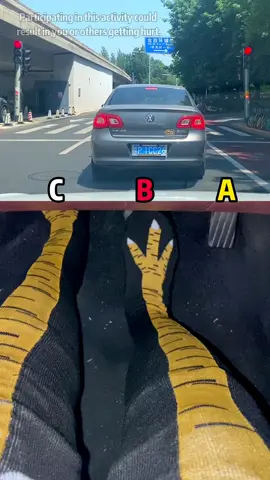 How do you apply the brakes while driving a manual car?#car #drivingtips #carsoft #tips #manual #cardriver