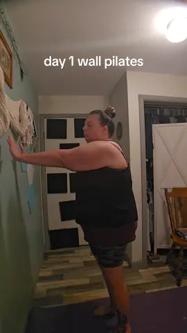 #fypシ #foryoupage #weightlossjouney #weightloss #dailyvlog #wallpilates #foryou 