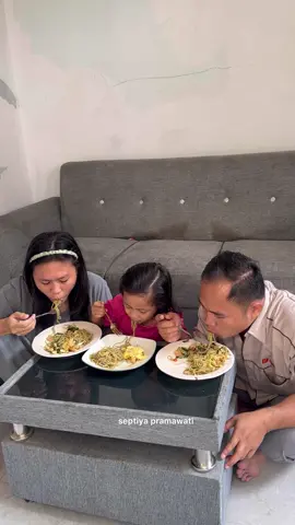 Sarapan simple enak nagihin, wajib coba gengs #kuliner17an #serunyakuliner #septiyapramawati #masakjadigampang 