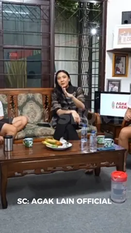 #putritanjung #komedikocak #podcastclips #podcastindo #podcastindonesia #fypdongggggggg 