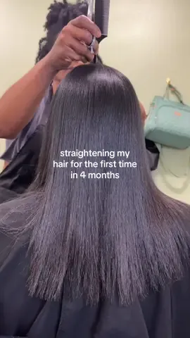 I straightened my hair for the first time in 4 months so of course we had to try the viral @Color Wow Hair Dream Coat Extra Strength Anti-Frizz Spray ✨ Comment for pt. 2! #colorwow #colorwowdreamcoatblackgirl #naturalhair #silkpress #contentcreator #beautycontentcreator #beautyinfluencer #ugccreator 