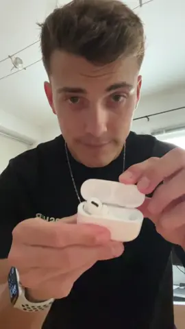 If anyone needs a right airpod lmk #fyp #airpod #lost 