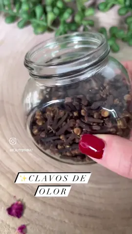 Tónico casero para hacer crecer el cabello y detener la caida con solo 2 ingredientes ✨#cabellolargo #cabellosaludable #cabellosano #crecimientodelcabello #greenscreenvideo #greenscreen #cabello #cuidadosdelcabello #caidadecabello #beautybyrina 