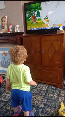 When that beat drops! #missrachel #boymum #dancing#fyp @Rhys Freeman 