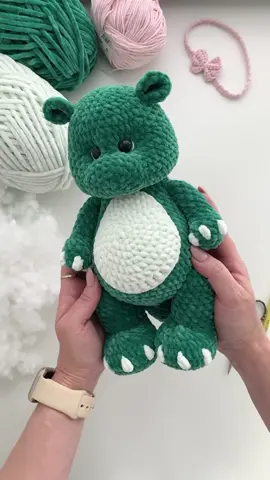 🤩Te gustaría aprender a tejer amigurumis de crochet?🧶🧸 Si es asi, nuestro curso online es para ti.💻📲 Al ingresar a nuestro programa obtendras: ✅️CLASES HD ✅️ACCESO PERMANENTE ✅️GARANTÍA 1 SEMANA ✅️50% OFF ✅️CERTIFICADO  ℹ️MAS INFO EN EL LINK DE NUESTRO PERFIL.  #amigurumis #amigurumianimal #amigurumispersonalizados #amigurumitiktok #amigurumiscrochet 