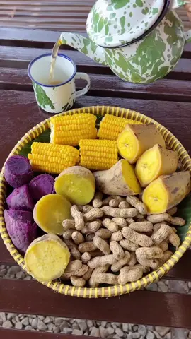 Sarapan Dikampung,, Masyallah nikmatnya... #kampung #desa #makanan #sederhana #bahagia  #fypシ #fyp 