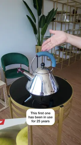 Quality assurance that accompanies you for many years. Bright Kitchen offers the best products and this is proof of that. Get yours too at bright-kitchen.com #alessi #kettlebell #luxurylife #luxurykitchen 