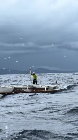 #licensetochill #palawan #islandlife #paradiso #wavesintheocean #soberlifestyle #storm #fishinglife #playground #fyp #jigging #spearfishing 