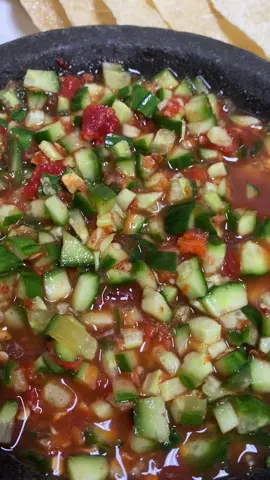 Masya allah , receuh timun kencurnya banayak,gurih pedas, krupuk + teh manis 😇