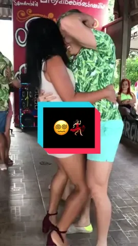 Man got ‘hip’notised!! 💃🏻😵‍💫 #brazil #forró #holiday #cocktail #hypnotized #thrusts #pov #awkward #humour #fyp #niallmacmillan
