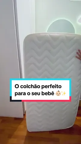 Procurando um colchão para berço com sistema antiácaro e forro impermeável? Na Grão de Gente você encontra! ♥️👶🏻 Confira mais informações no nosso site!  #graodegente #colchao #quartodebebe #enxovaldebebe #quartoinfantil #lojadebebe 