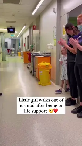 Congratulations angel❤️❤️ Credit to @queenslandchildrenshospital/IG #miracle #hospital #recovery #children #survivor 