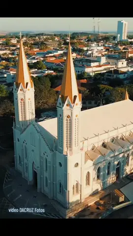 Nossa matriz de São Pedro Apóstolo.  #matriz #igreja #catolicos #saopedro #vista #tupa #tupasp #estadosp 