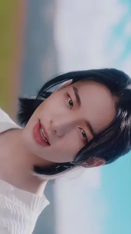 1/8 ver hyunjin the view !! 🫶🏻 #hyunjin #hyunjinedit #hyujinstraykids #straykids #skzstay #skz #straykidsworlddomination #jiniret #foryoukpop #kpopedit #kpop @Stray Kids @straykids_japan 