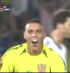 EL FENOMENO🇧🇷                                                #4k #football #goat #elfenomeno #ronaldonazario #fyp #foryou #balondeoro #samba #9