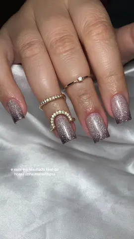 Esses vídeos tem ajudado você Dona? #alongamentodeunhas #unhasdegel #unhasdefibras #esmaltes #esmaltetermico #comofazer 