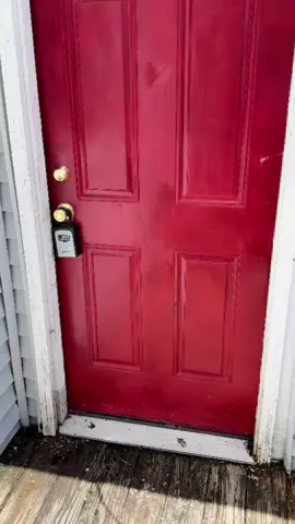 #Before #and #After #kitchen #renovation #demolition #construction #panting #floor #vinil #led 